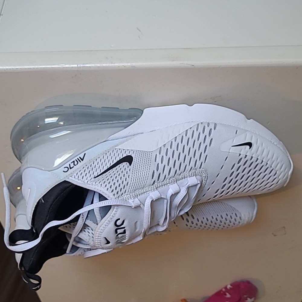 Nike Air27C